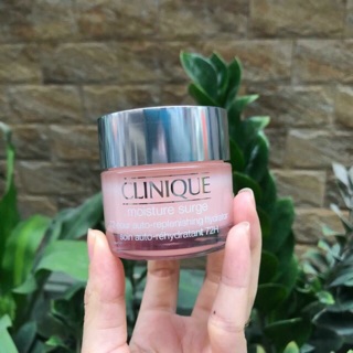 Kem dưỡng cấp nc Clinique moisture surge 75ml