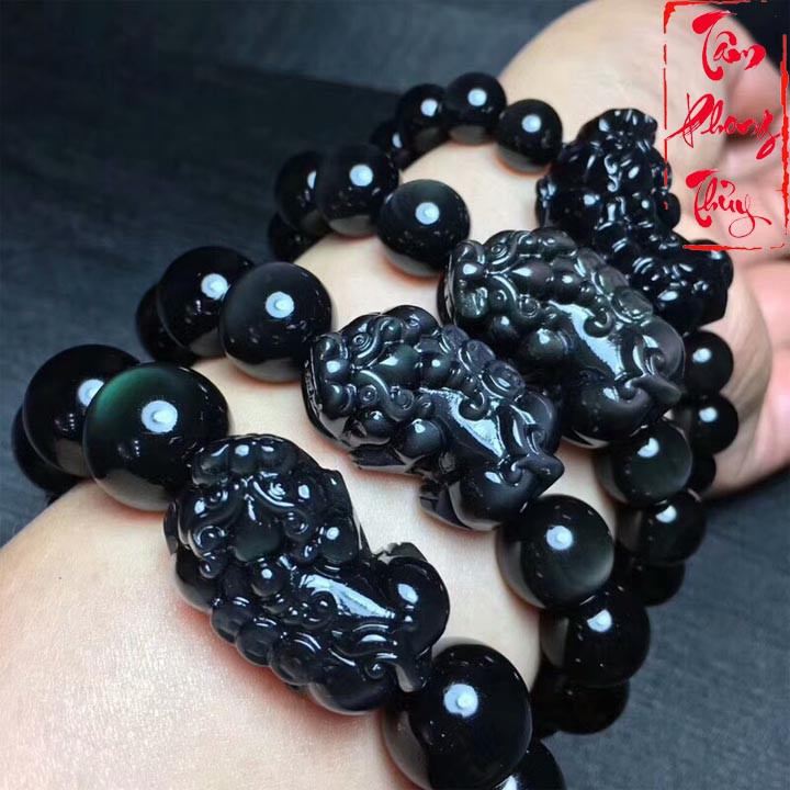 [Đá tự nhiên]  Vòng Tay Đá Núi Lửa Obsidian Cao Cấp Mix Charm Thiên Lộc Tỳ Hưu 12mm