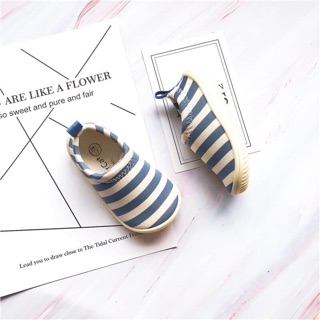 Giày slipon xốp siêu êm siêu nhẹ