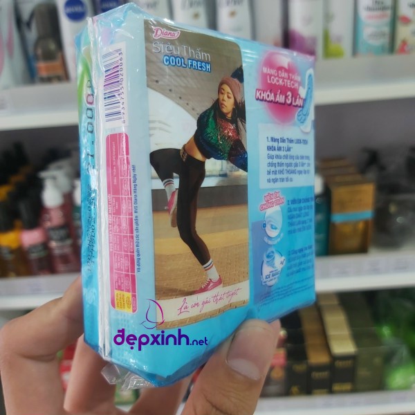Băng vệ sinh siêu mỏng siêu thấm không cánh Diana 8 miếng