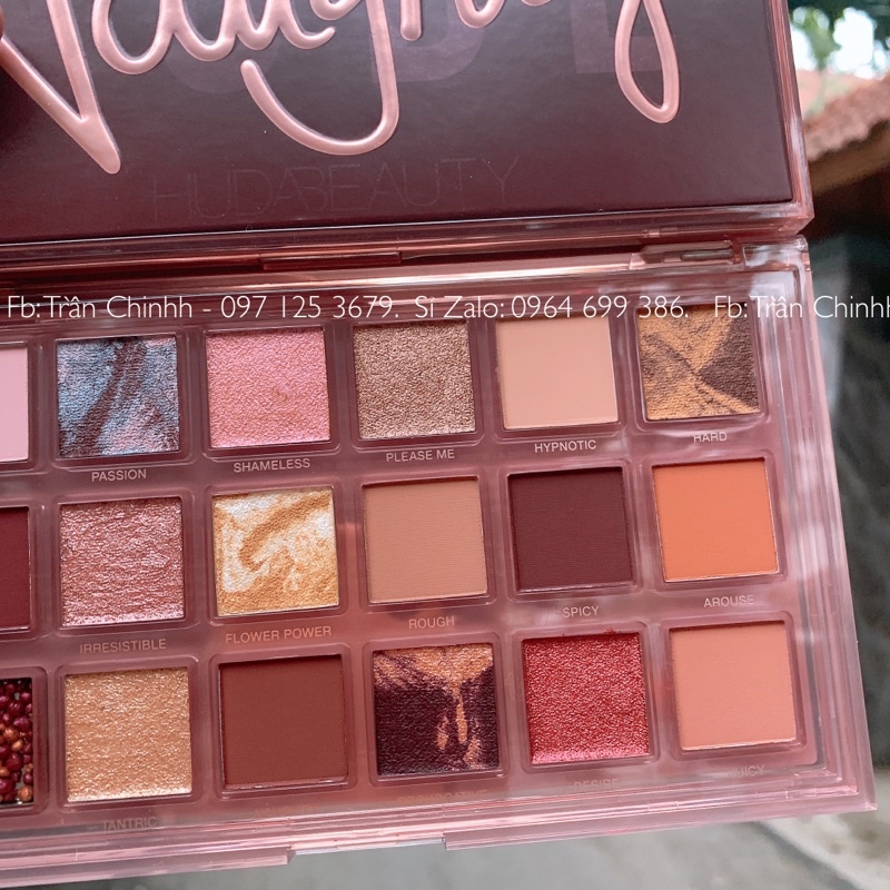 Có sẵn - Bảng phấn mắt Huda Beauty Naughty Eyeshadow Palette