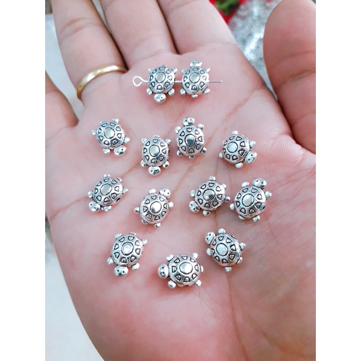 Charm mới về giá sỉ : 50 gram = 25k / 1 gói