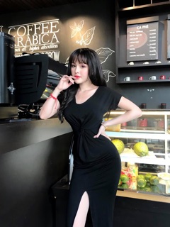 Đầm body xoắn bụng