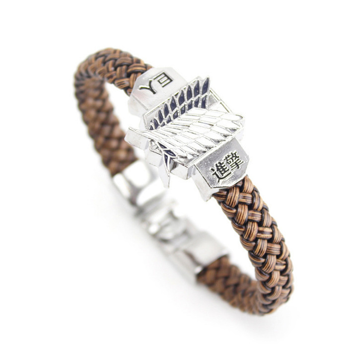 Vòng Tay Dây Bện Mặt Kim Loại Hình attack on Titan