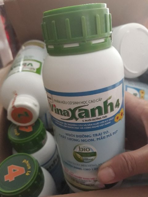 Phân bón dưỡng trái nuôi quả Vinaxanh 4