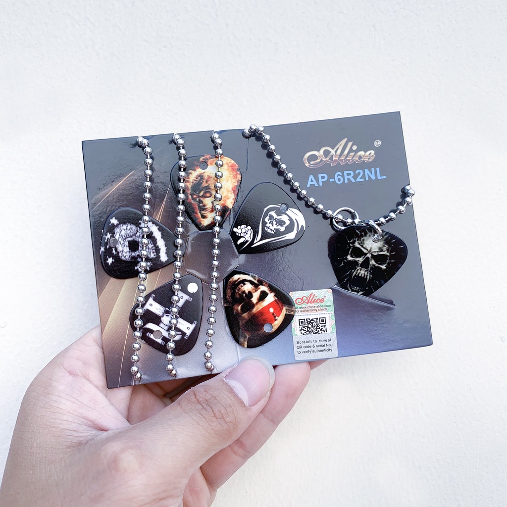 Dây chuyền mặt Pick gảy - phím gảy đàn Guitar | 6 mặt pick 1 bộ | Thời trang nam sành điệu |