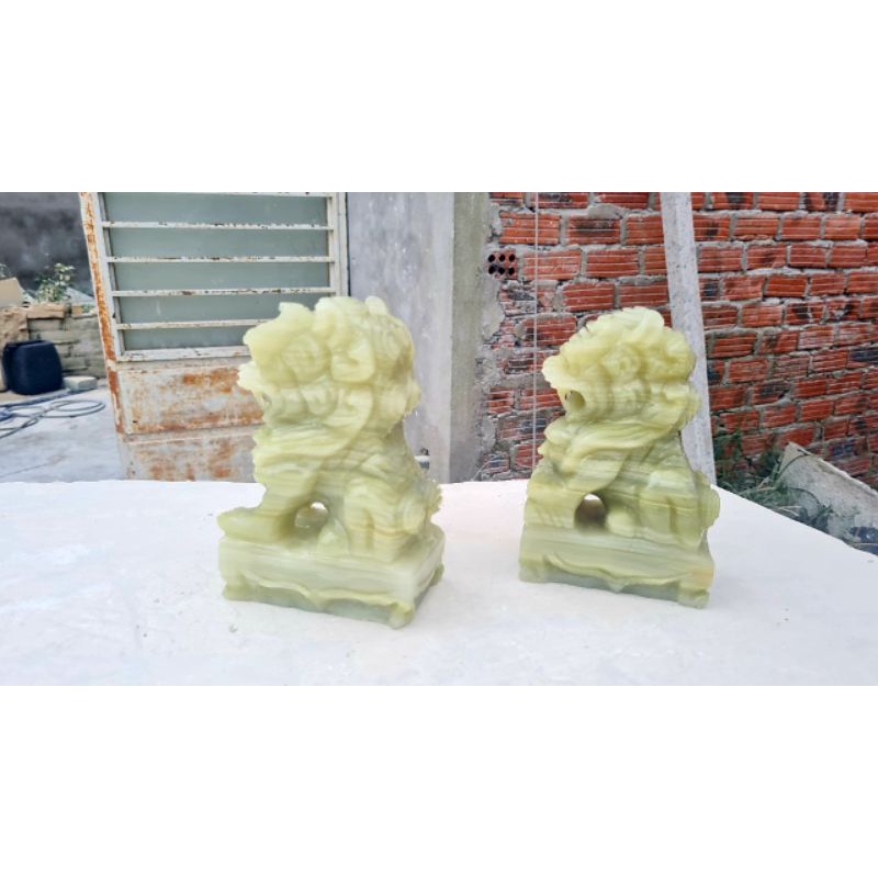 Kỳ Lân Đá ngọc hoàng long nguyên khối kích thước cao 10cm, 12cm, 15cm, 20cm