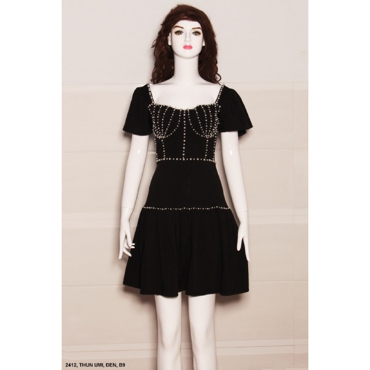 ĐẦM CỔ VUÔNG TAY NGẮN ĐÍNH CƯỜM 2412