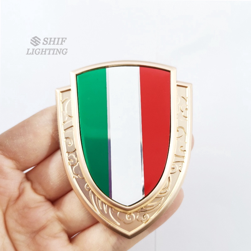 Huy hiệu kim loại cờ Ý trang trí sau xe ô tô