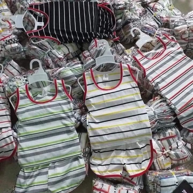 Bộ ba lỗ cho bé