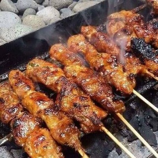 Thịt gà xiên que ướp gia vị 1 vĩ