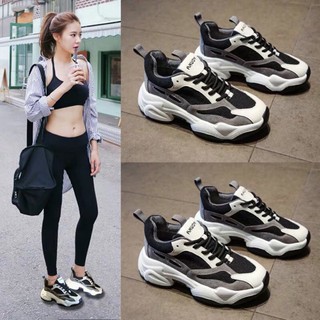 Giày thể thao nữ phối xám phong cách