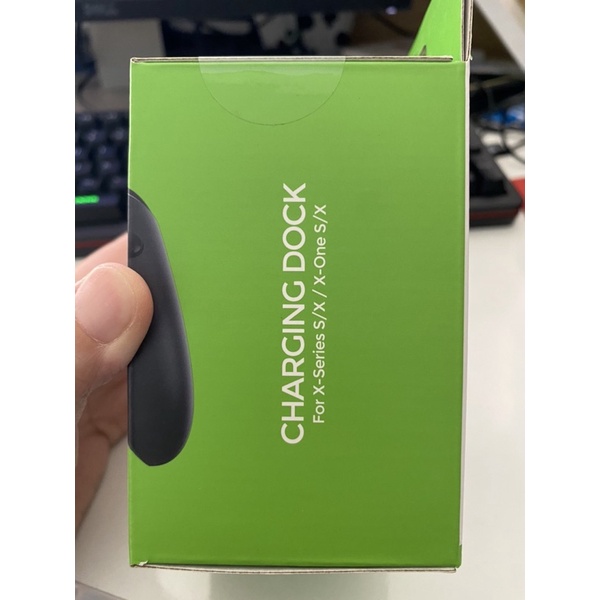 Pin Sạc kèm Đế sạc DOBE cho tay Cầm Xbox one S và tay cầm Xbox series