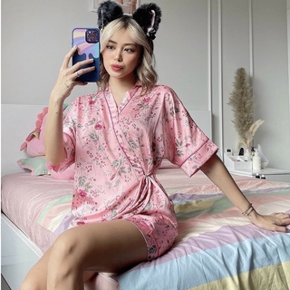 Bộ kimono lụa họa tiết mặc nhà