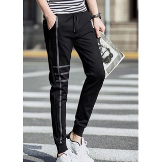 Quần jogger nam phong cách thể thao , Dáng slim ôm chân giúp bạn cao hơn