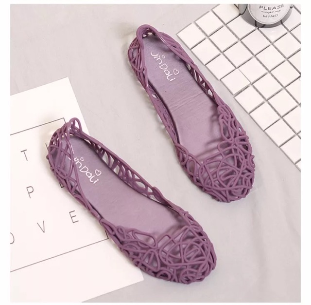 Giày nhựa thơm siêu mềm ⛈ | BigBuy360 - bigbuy360.vn