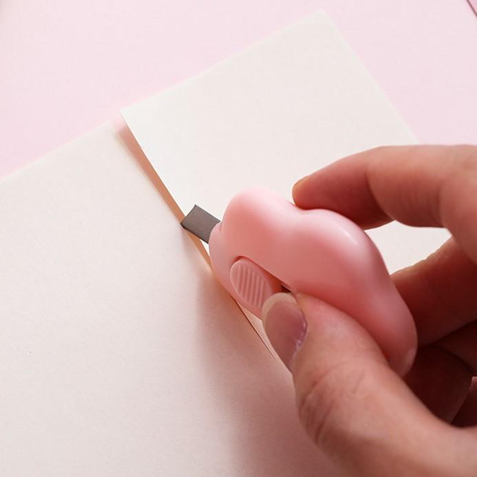 Dao dọc giấy hình đám mây nhỏ gọn, dễ thương kiêm móc chìa khóa