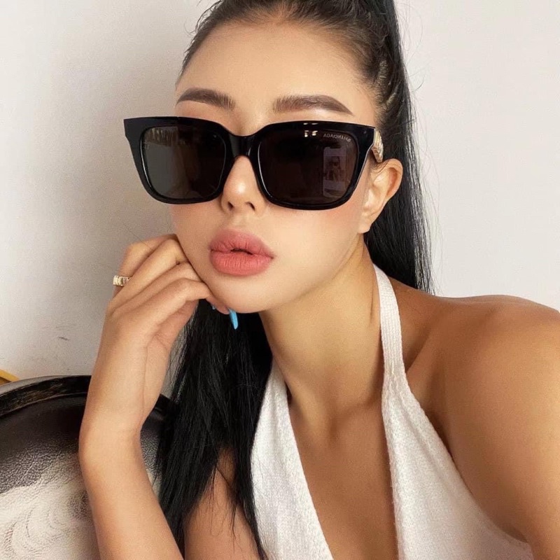 Kính Vuông Gọng Kim Loại Màu Vàng Có Chữ Balencia Hot