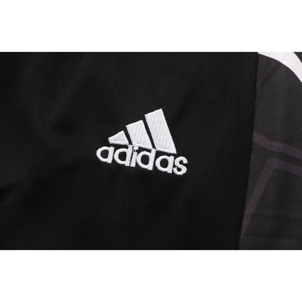 Áo Khoác Bóng Đá Tay Dài Màu Đen Có Khoá Kéo 22 / 23 Juv