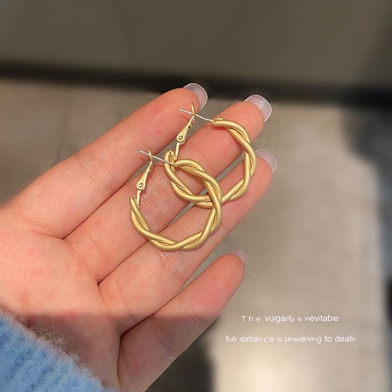 Khuyên tai Pure Cube mạ vàng cá tính độc đáo 2021