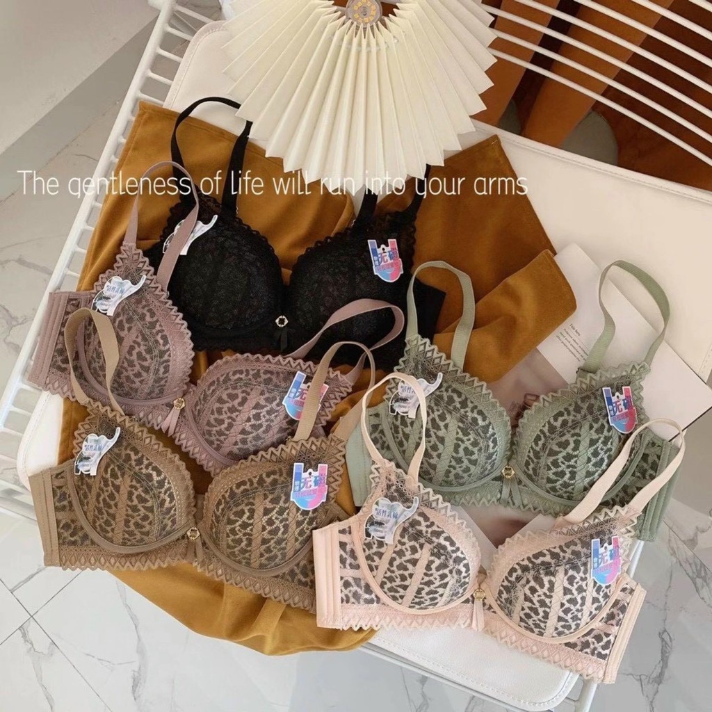 Set đồ lót nữ hoạ tiết đốm thời trang | BigBuy360 - bigbuy360.vn