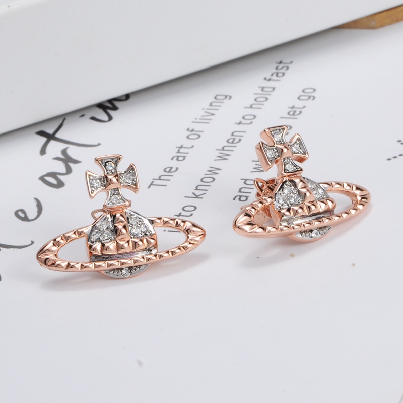 VIVIENNE WESTW00D rivet series light luxury punk rock earrings banquet