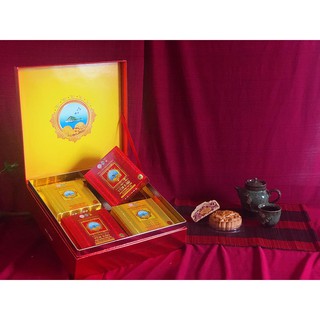 Bánh trung thu Yến sào hộp 4 bánh* 200g gồm 2 thập cẩm+ 2 nhân mềm
