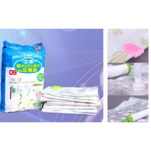 Bộ 8 Túi Hút Chân Không Đựng Đồ Đa Năng Kèm Bơm Tay – bộ túi đựng thực phẩm và quần áo tiện dụng