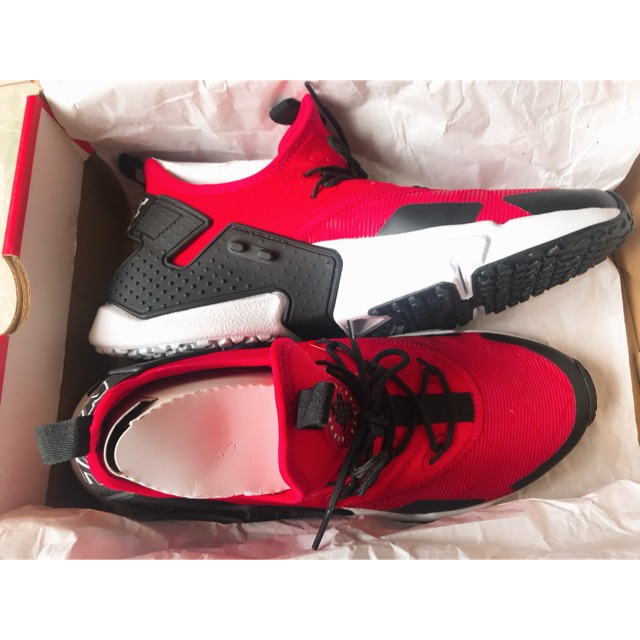 Giày Nike Air Huarache có sẵn