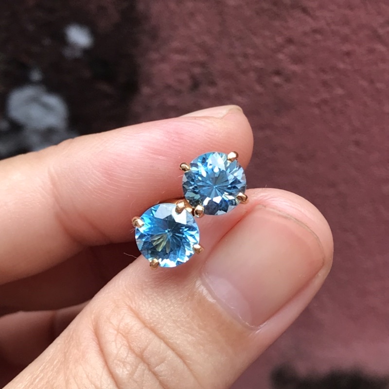 Bông tai Topaz tự nhiên! Vàng10k