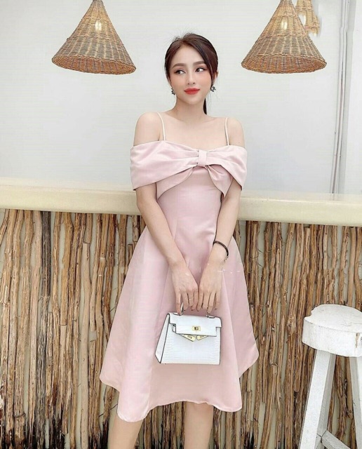 Đầm nơ trễ vai