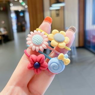 Dây buộc tóc siêu dễ thương cho bé gái