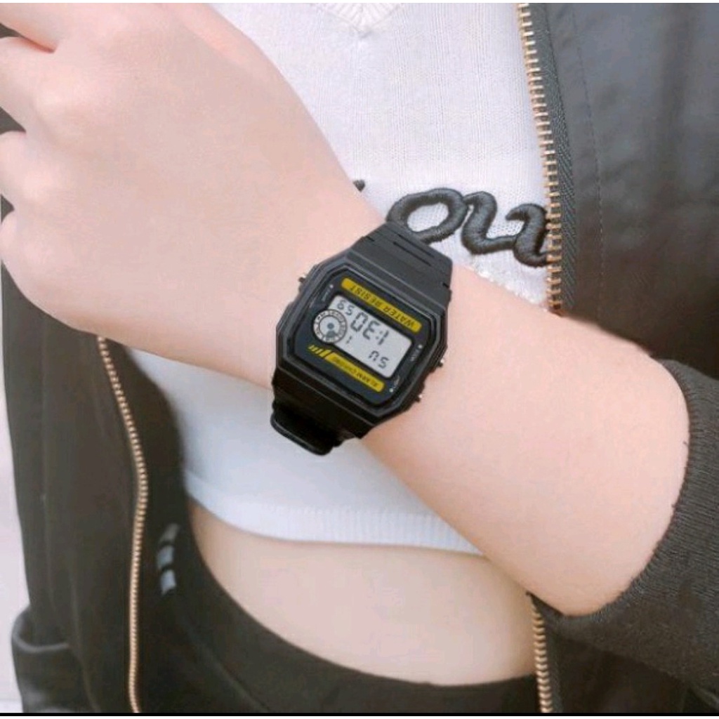 ĐỒNG HỒ ĐIỆN TỬ UNISEX WR F94 DÂY CAO SU MẶT NHỰA - ĐỒNG HỒ NAM NỮ THỜI TRANG