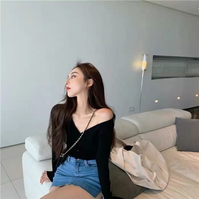 COZOK Chân váy denim lưng cao xẻ tà quyến rũ