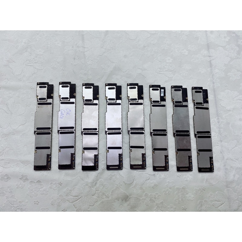 Main -mainboard -bo mạch ipad 3 wifi, zin tháo máy (ko icloud) | BigBuy360 - bigbuy360.vn