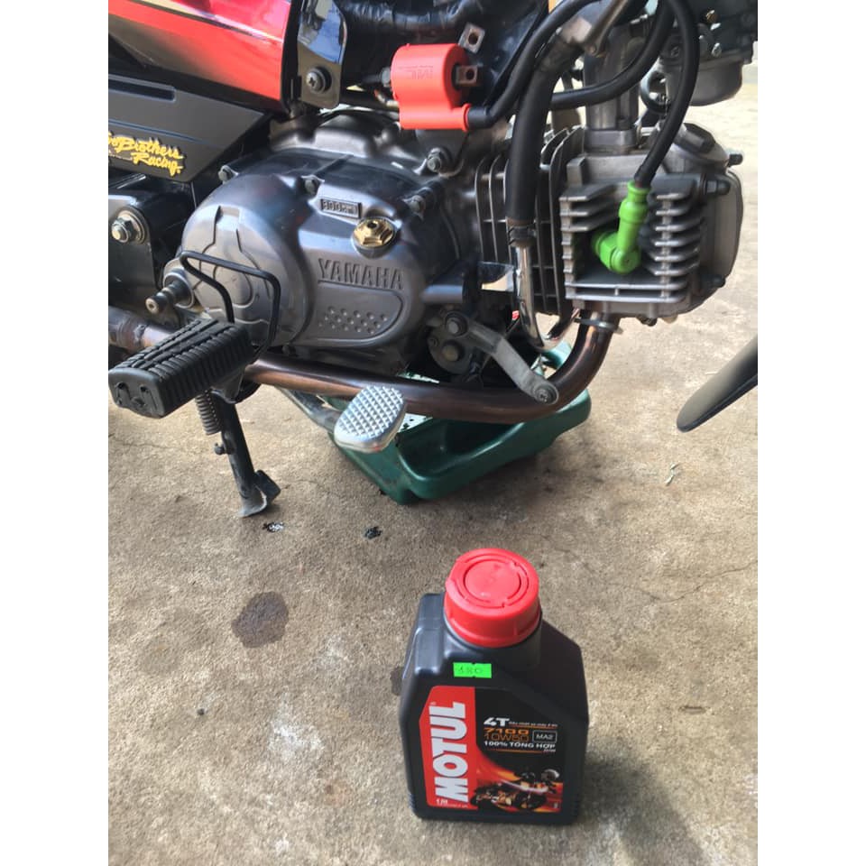 Dầu nhớt Motul 7100 10W50 1L xe số, xe tay côn tổng hợp toàn phần