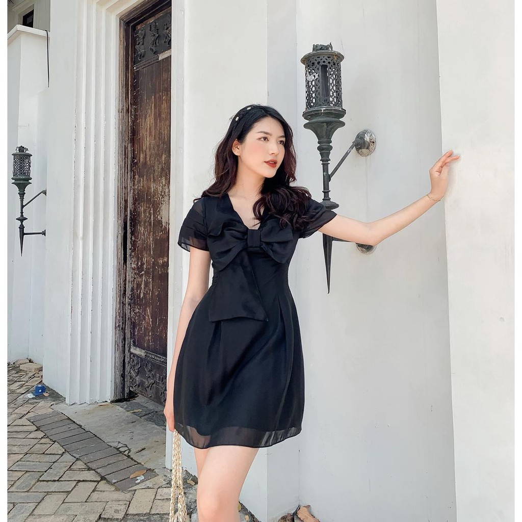 ĐẦM DỰ TIỆC VOAN XỐP NƠ NGỰC TAY PHỐI TẦNG DÁNG XÒE