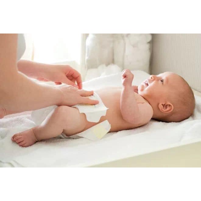 Kem chống hăm chiết xuất hoa cúc và ZnO Babycoccole 0M+ cho bé