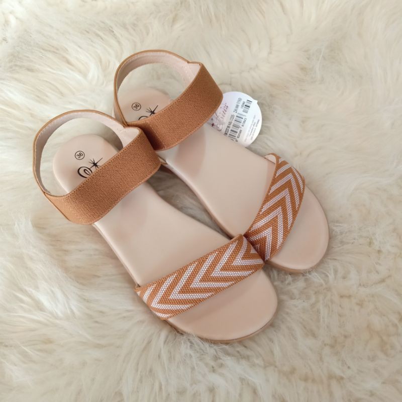 Sandal thời trang quai kẻ ngang cá tính