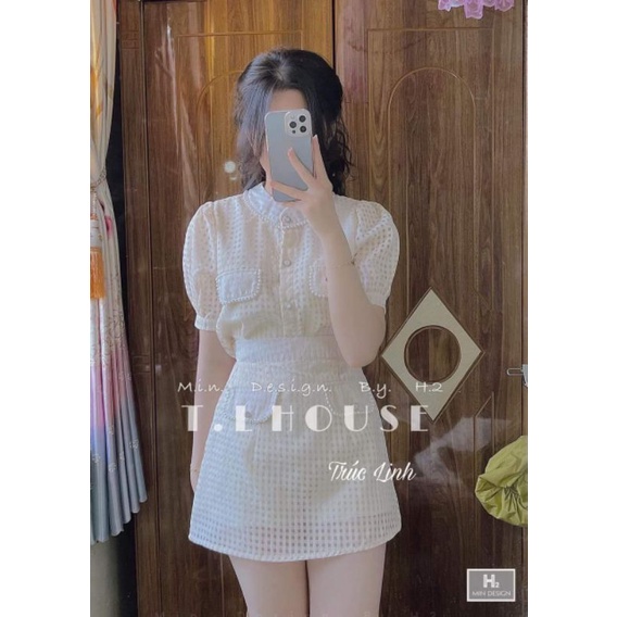 Sét áo cổ tàu đính ngọc + chân váy