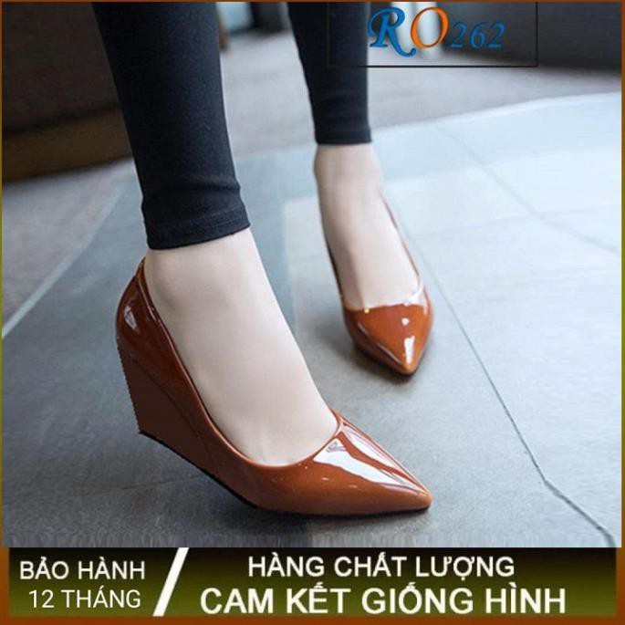 Giày cao gót nữ đẹp đế xuồng 7p hàng hiệu rosata hai màu đen nâu ro262 -h91