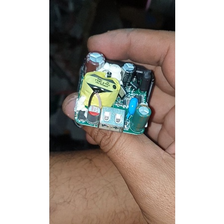 2 cái Sạc nhanh 10W 5V chính hãng, linh kiện xịn