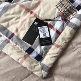 CHĂN BURBERRY