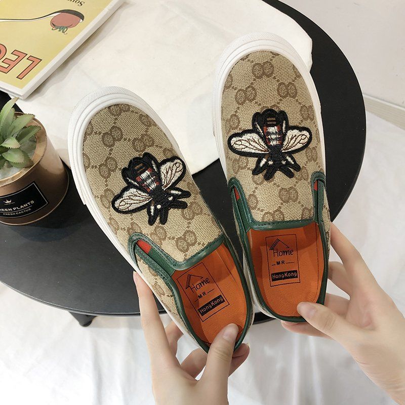 Thêu Bít Mũi Nửa Dép Nữ Da Mềm Bên Ngoài Mặc Mùa Hè Giày Vải Gót Không Trơn thường Ngày Lazybones' Giày Nam Nữ