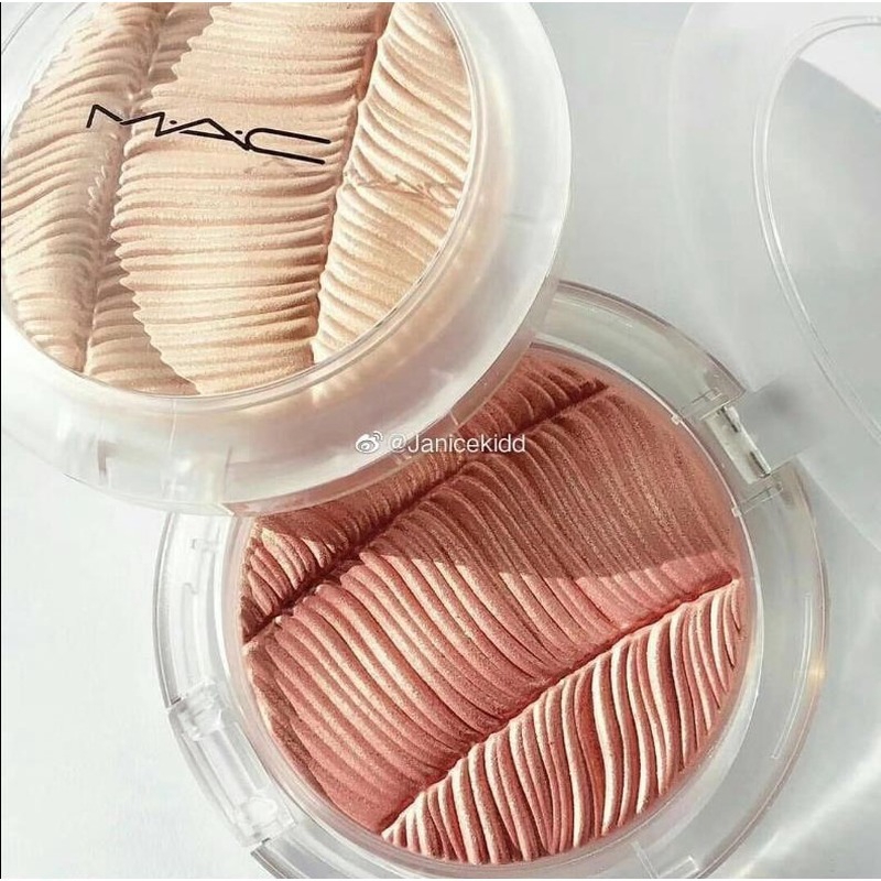 Phấn tạo khối bắt sáng 8g trong suốt tiện dụng
