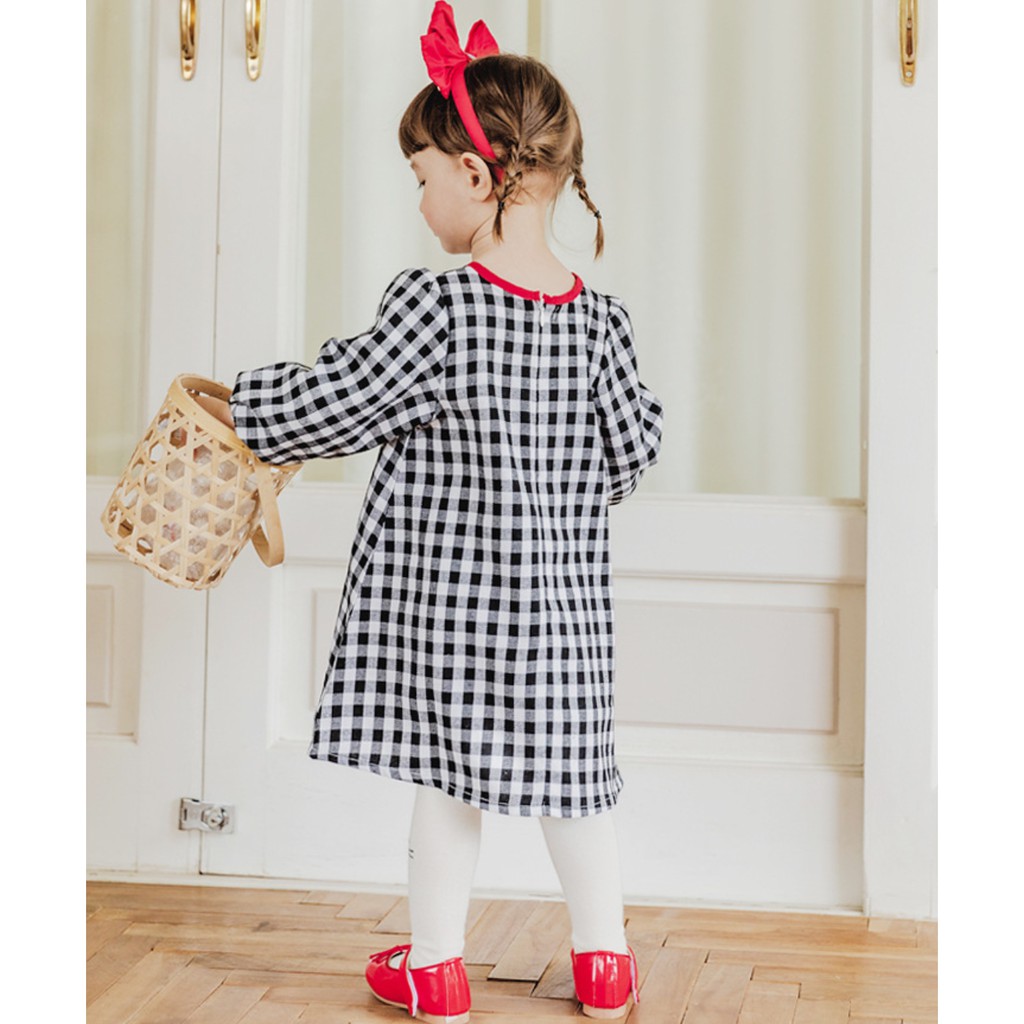 Váy bé gái Hàn Quốc Bebezoo dài tay _ Caro thêu hoa