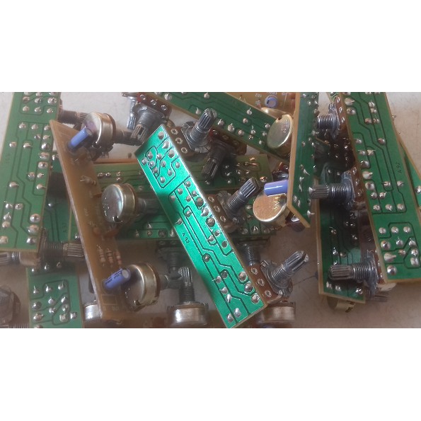 Mạch bass treble , tăng giảm âm lượng