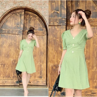 Váy caro xanh tay bồng