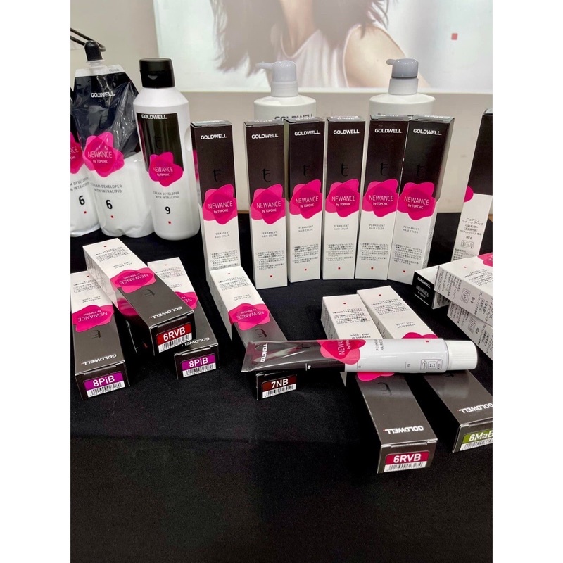 Màu nhuộm phủ bạc thời trang Goldwell NEWANCE by TOPCHIC 80ml