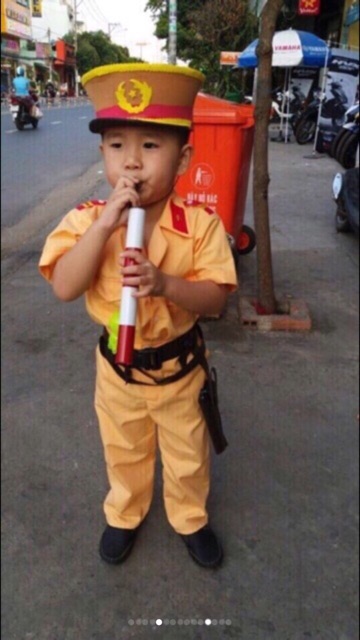 Bộ đồ công an cho bé